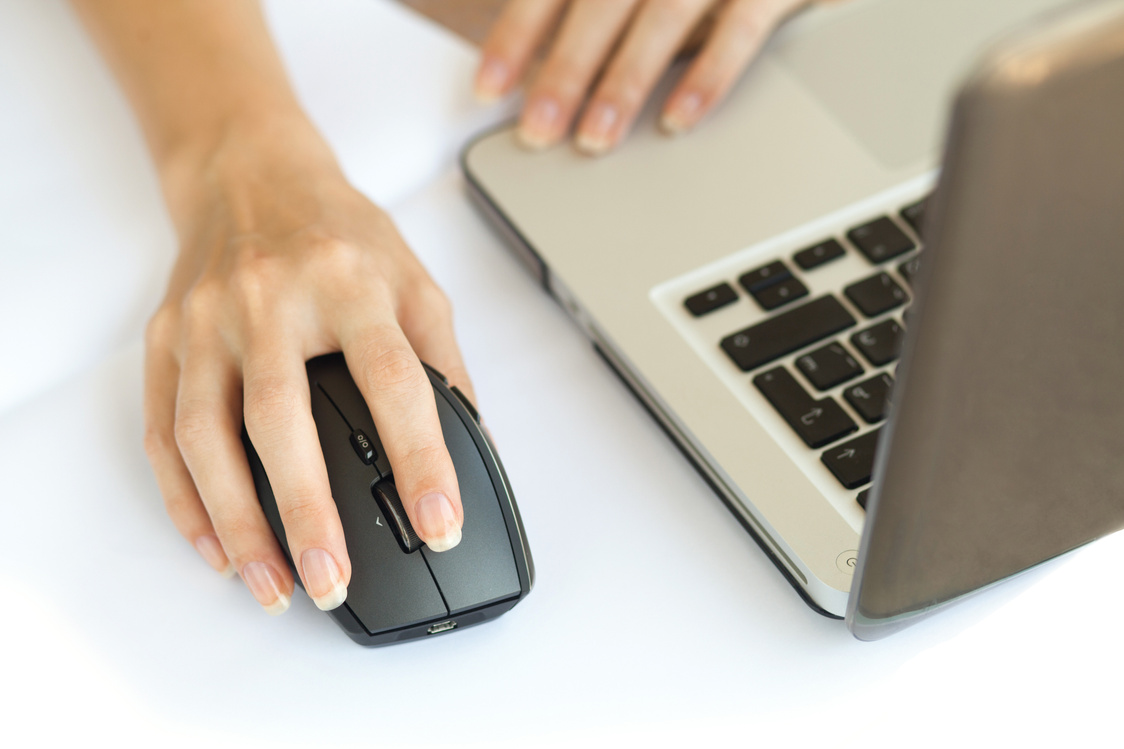 Wireless Mouse with Hand